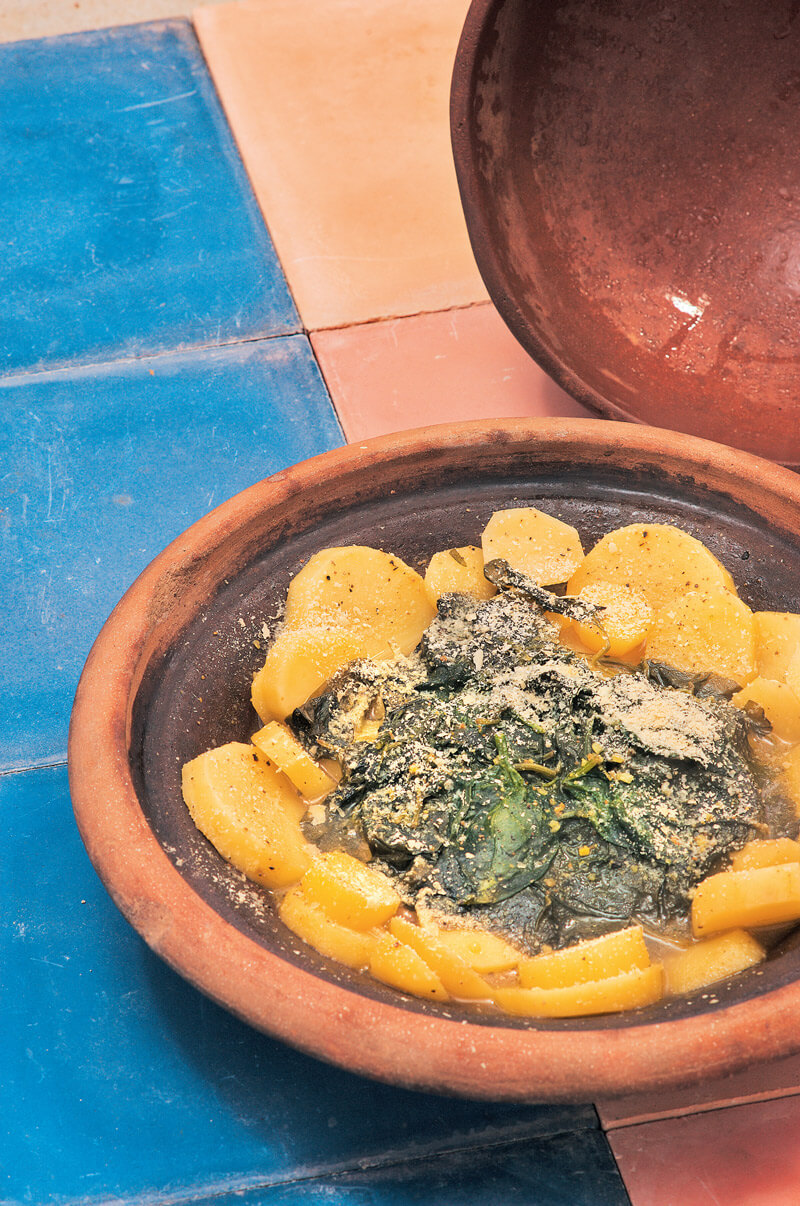 Kartoffeln mit Spinat und gerösteten Walnusskernen